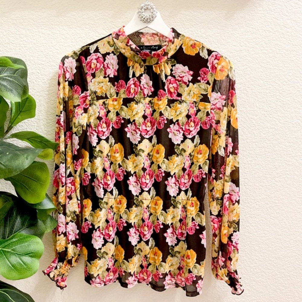 Love Story Floral Mesh Blouse